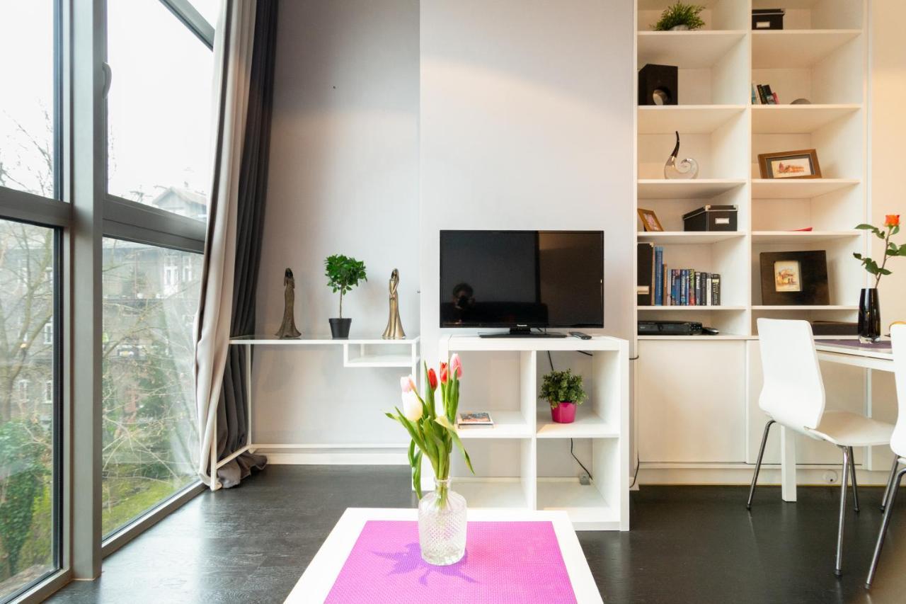 Secret Charm Fully Equipped Apt With Balcony Красков Екстериор снимка