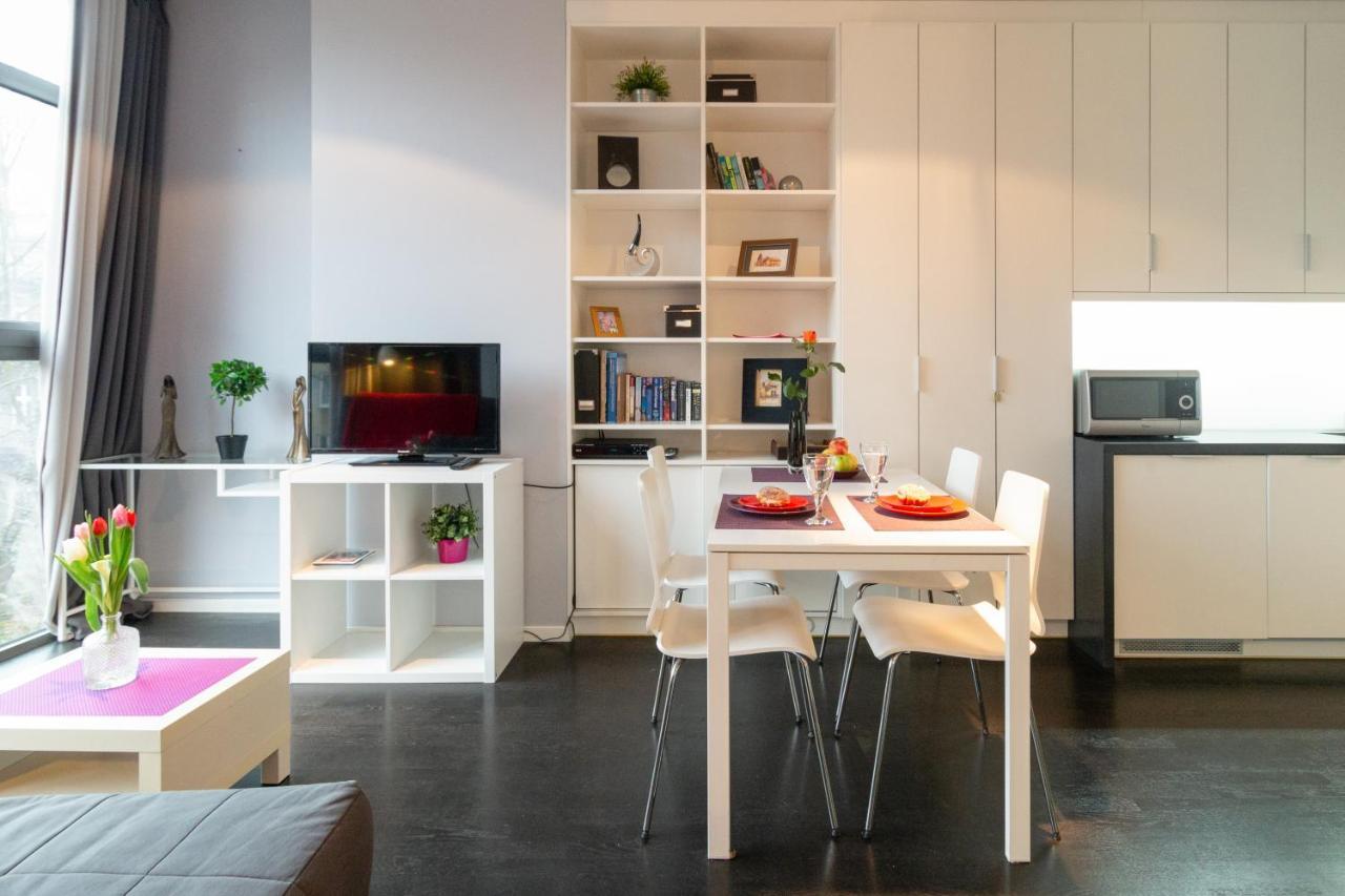 Secret Charm Fully Equipped Apt With Balcony Красков Екстериор снимка